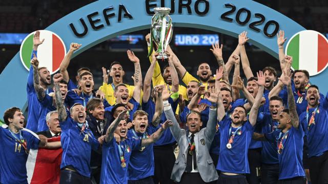 [观察]意大利土耳其搭伙联办欧洲杯，谁拯救了谁？(2)