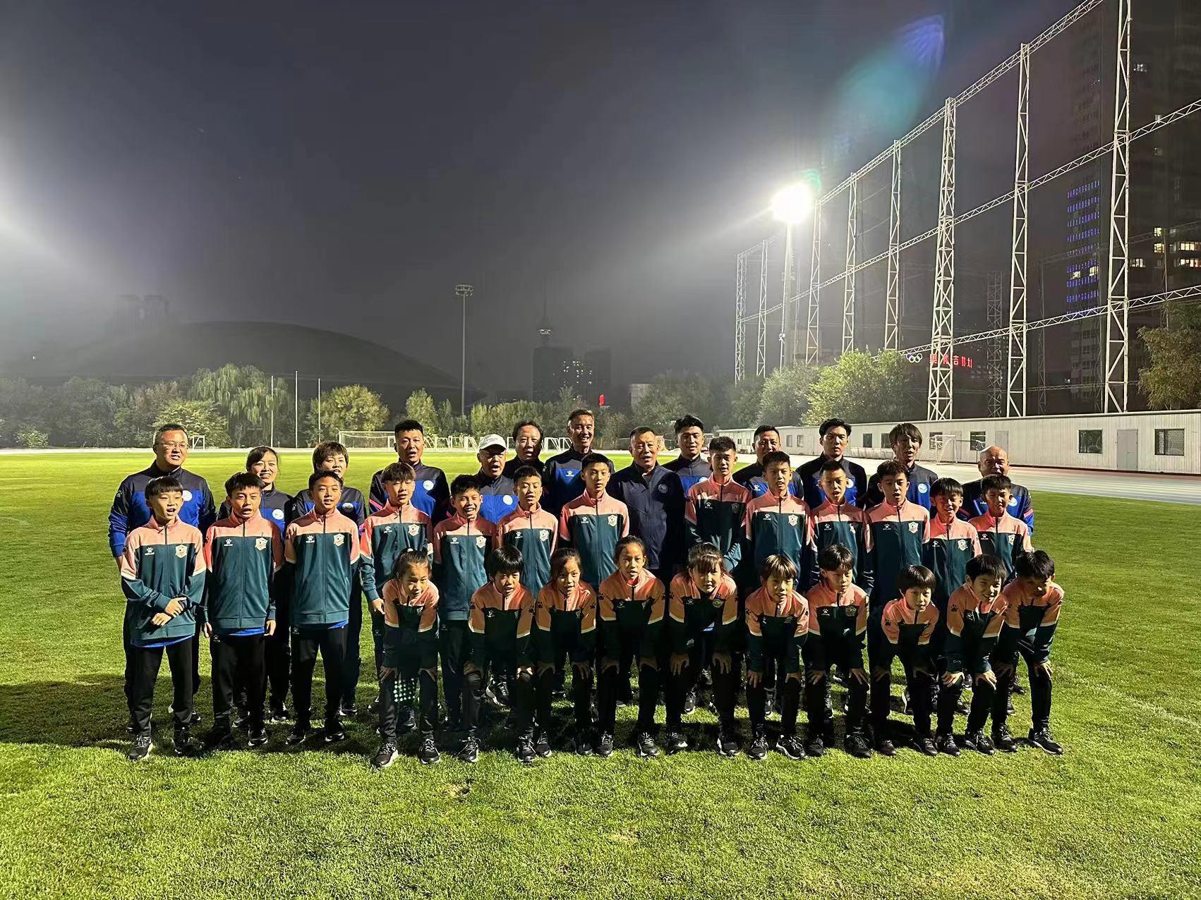 “请进来 走出去”：天津足球青训培养新模式(1)