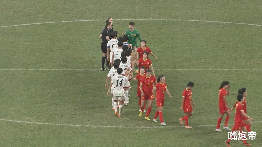 中国女足太沮丧，赛后没谢场！出线形势只剩2种，狂胜泰国+碾压韩国(2)