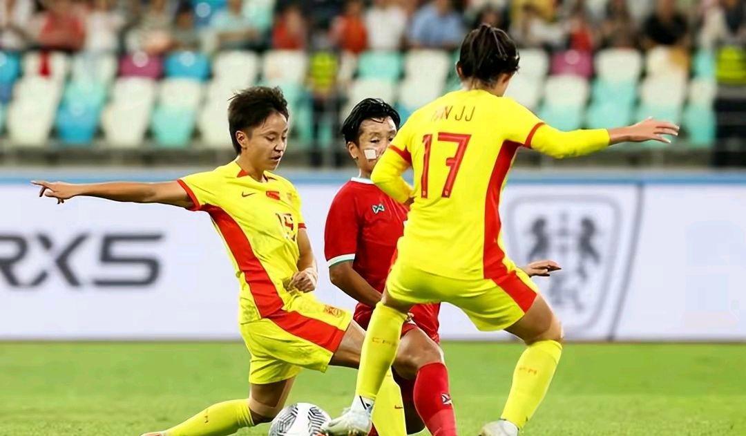 中国女足3-0击败泰国很好的演练了防守战术 对阵韩国是硬仗(5)
