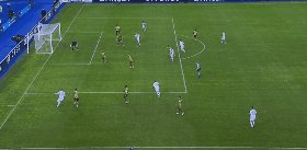 【意甲】吉鲁破门莱昂伤退 AC米兰暂1比0莱切(2)