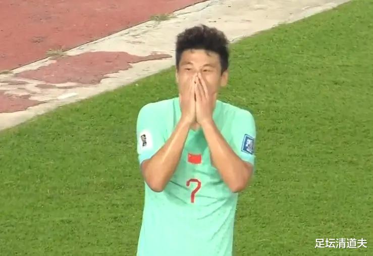 2-1逆转！中国男足连续赢下四届世预赛首战，上次输球是15年前(3)