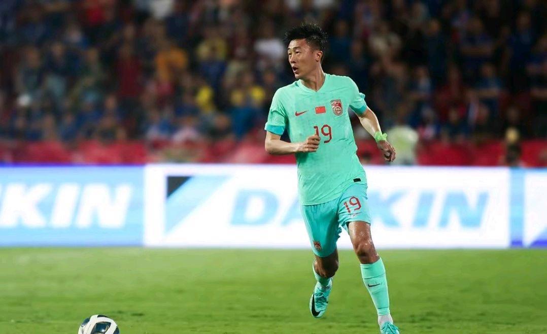 黄紫昌、钟义浩等年轻球员或进入国家队 国足冲击世界杯很有希望(4)