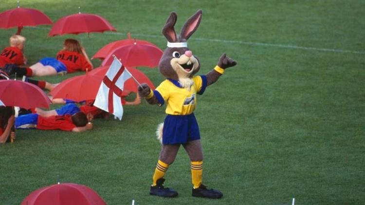 可爱捏UEFA盘点欧洲杯吉祥物：兔子伯尔尼 明夏小熊阿尔巴特(2)