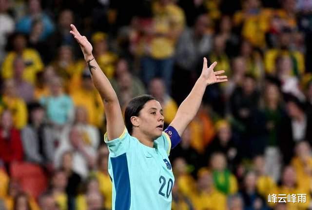 世界杯历史性拿到第四，澳大利亚女足获颁全国体育最高荣誉奖(1)