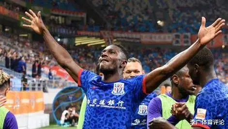 上海申花1: 0战胜海港捧得超级杯，海港新赛季不可能得到裁判恩宠(5)