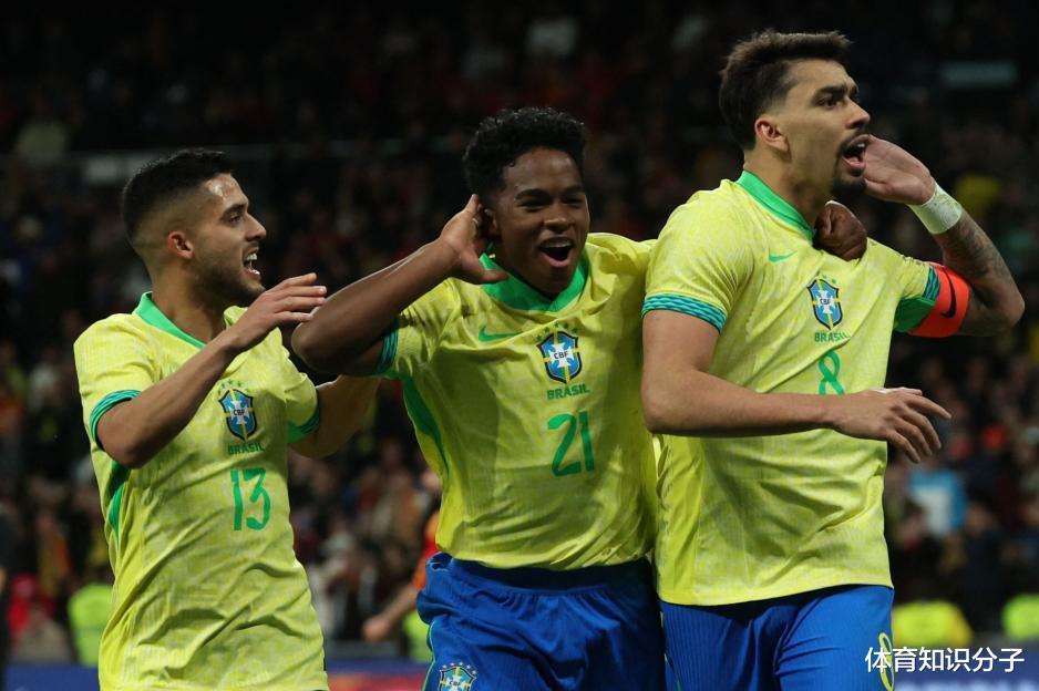 连续2场拯救球队！17岁新罗纳尔多成英雄，巴西队冲6星增添底气(2)