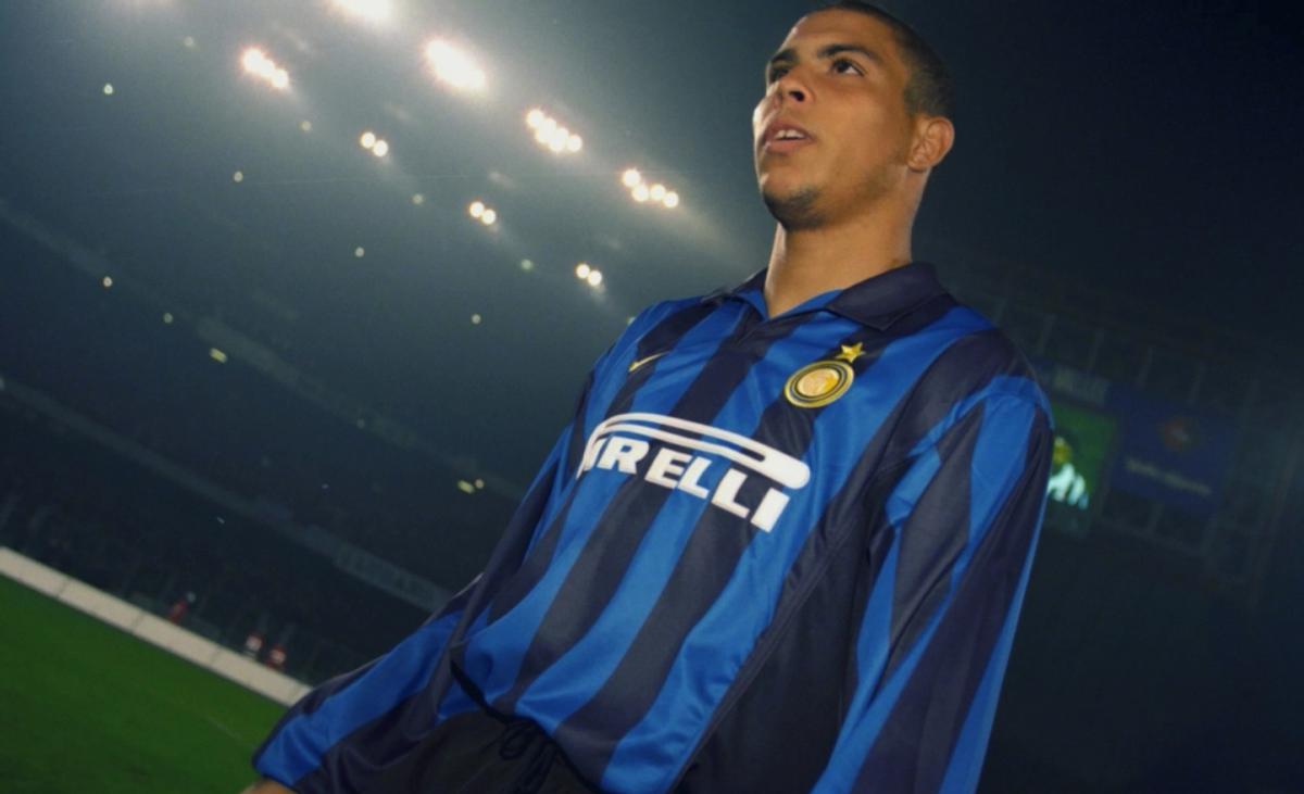 足球名人堂（4）：外星人-罗纳尔多（Ronaldo）(5)