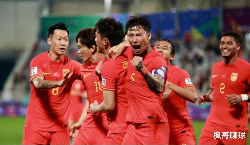 恭喜国足！国足对阵泰国主场优势明显，泰国媒体不高兴了(4)
