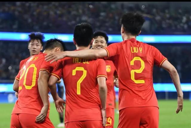 正式官宣，中国男足U23VS日本开球时间敲定，CCTV5直播，球迷祝福(3)