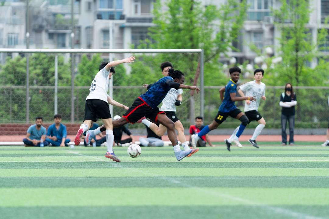 16支队伍参赛 川北医学院2024校园足球联赛开锣(1)