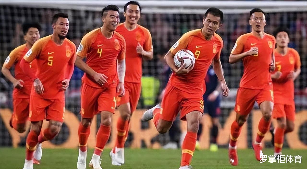 6比1！中国男足成功复仇日本球队，一人单场独造三球居功至伟(4)