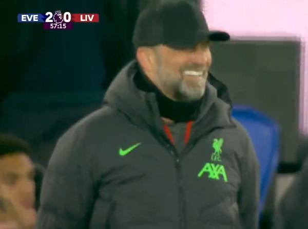 经典气极反笑！利物浦0-2落后，克洛普又露出了笑容(1)