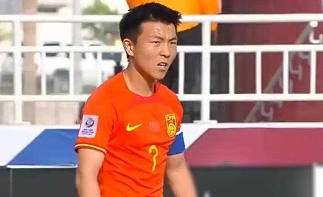 官宣！中国男足王牌指挥官亮相德甲豪门，他已在德国联赛多次进球(5)
