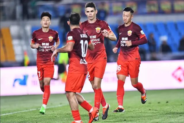 中超联赛：必须承认本赛季最有希望获得中超冠军的依然是上海海港(2)