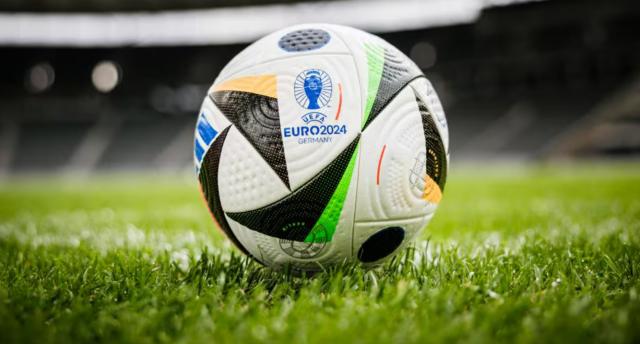 欧足联官方：2024欧洲杯大名单上限增加至26人(1)
