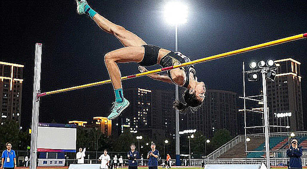 Amy Hunt smashes season best with 22.16s at Diamond League Final, reaffirming European track elite status