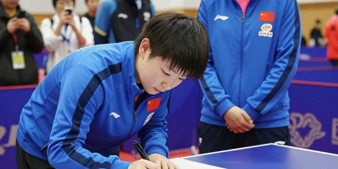 Salter và cú hat-trick ở Clacton: Bên trong hệ sinh thái bóng bàn grassroots nước Anh